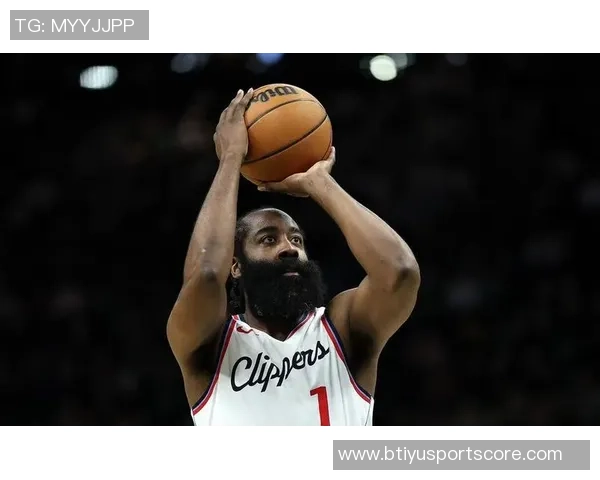 布克盛赞吉莱斯皮夏季刻苦训练成果三分命中率达到429