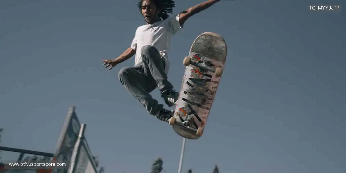 🛒周边好物，把热爱穿在身上、握在手里！🎁